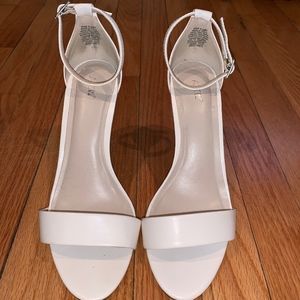 Apt. 9 White High Heels Size 8.5
